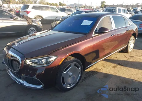 2021 Mercedes-Benz Maybach S 580 4Matic z USA, uszkodzony, nr VIN W1K6X7GBXMA023748